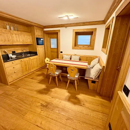 Apartment Charme Alpino E Modernita-appartamento Ristrutturato A Due Passi Dal Centro